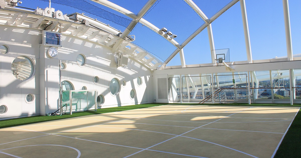 Ballsportfeld Bild
